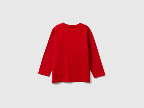 Фото ракурс 2 - Червоний лонгслів Benetton для хлопчиків артикул 3I1XG10KQ.P 29M 25A