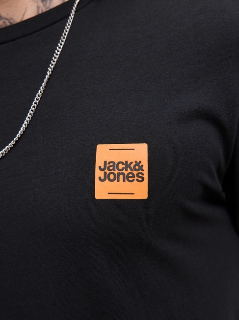 Фото ракурс 3 - Мужская черная футболка Jack & Jones артикул 12279100 Black FW2025