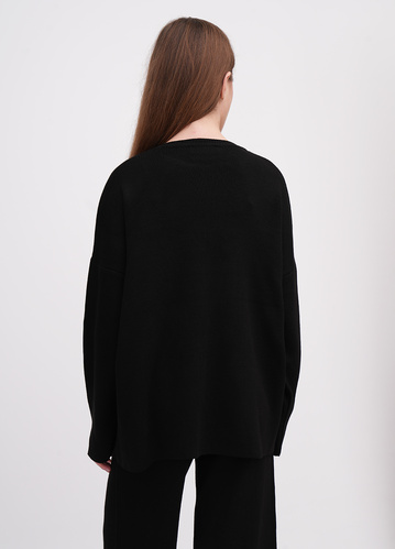 Фото ракурс 2 - Жіночий чорний светр EQUILIBRI артикул W391 055 100 Black FW2025