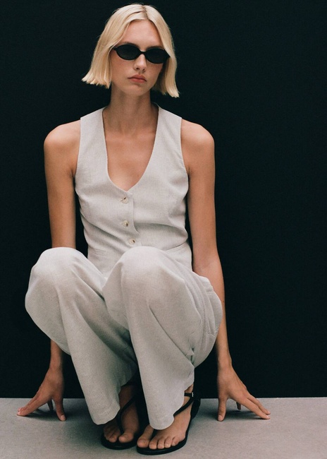 Женский молочный жилет Mango артикул 87087704 05 8 season Фото ракурс 6 - Женский молочный жилет Mango артикул 87087704 05 8 season