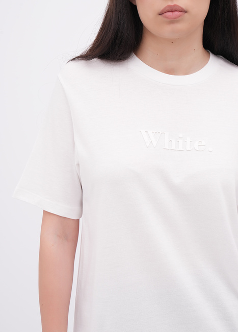 Жіноча біла футболка EQUILIBRI артикул W213 097 000 White FW2025 Фото ракурс 3 - Жіноча біла футболка EQUILIBRI артикул W213 097 000 White FW2025