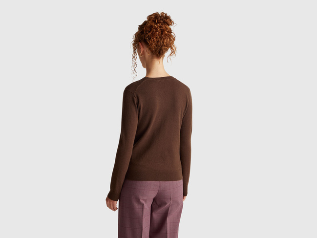 Фото ракурс 2 - Жіночий коричневий светр Benetton артикул 1002D1K01 2C0 25A