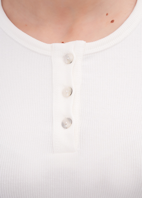 Женский белый лонгслив EQUILIBRI артикул W215 024 000 White FW2025 Фото ракурс 4 - Женский белый лонгслив EQUILIBRI артикул W215 024 000 White FW2025