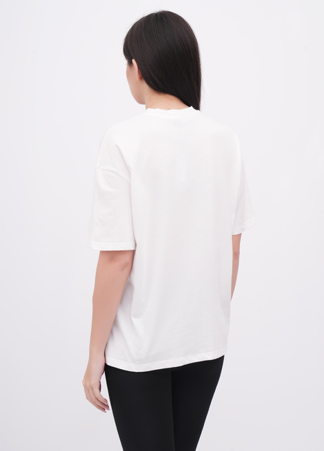 Жіноча біла футболка EQUILIBRI артикул W213 096 000 White FW2025 Фото ракурс 2 - Жіноча біла футболка EQUILIBRI артикул W213 096 000 White FW2025