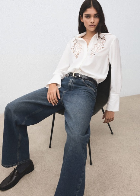 Женская молочная рубашка Mango артикул 27071241 02 2 season Фото ракурс 5 - Женская молочная рубашка Mango артикул 27071241 02 2 season