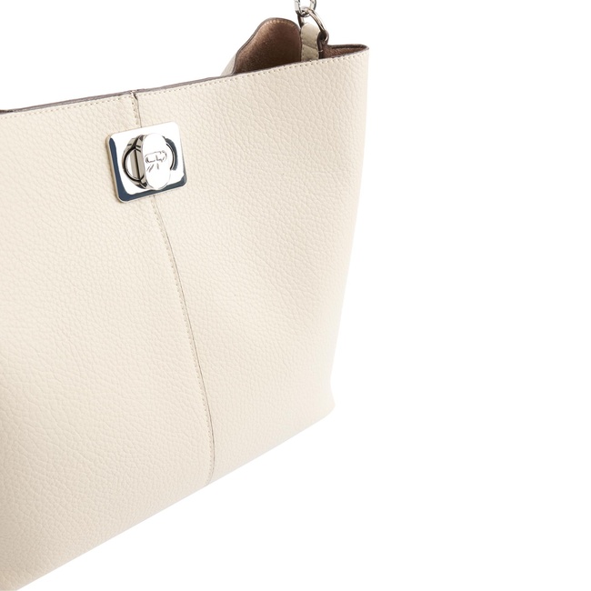 Жіноча молочна сумка Parfois артикул 221979 _EC FW2025 Фото ракурс 4 - Жіноча молочна сумка Parfois артикул 221979 _EC FW2025