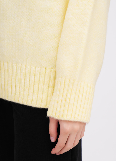 Жіночий жовтий светр EQUILIBRI артикул W342 054 001 Yellow FW2025 Фото ракурс 4 - Жіночий жовтий светр EQUILIBRI артикул W342 054 001 Yellow FW2025