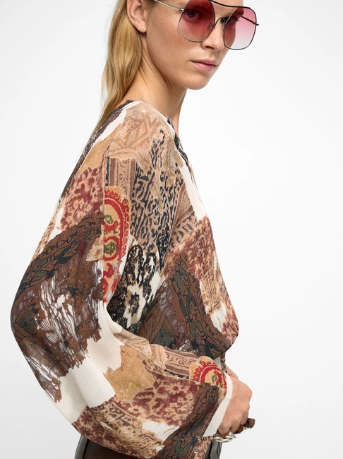 Фото ракурс 3 - Жіноча різнокольорова блузка Parfois артикул 240200 _BM FW2025