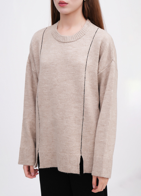 Фото ракурс 3 - Женский бежевый свитер EQUILIBRI артикул W342 070 000 Beige FW2025