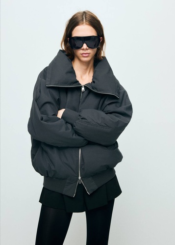 Фото ракурс 1 - Женская серая куртка Mango артикул 17069102 92 1 season