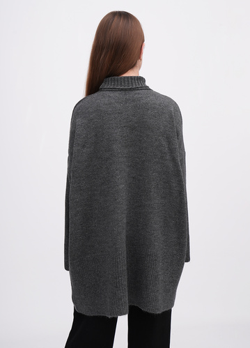 Фото ракурс 2 - Жіночий сірий светр EQUILIBRI артикул W342 068 000 Dark grey FW2025
