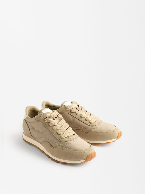 Женские бежевые кроссовки Parfois артикул 224805 _BG FW2025 Фото ракурс 1 - Женские бежевые кроссовки Parfois артикул 224805 _BG FW2025