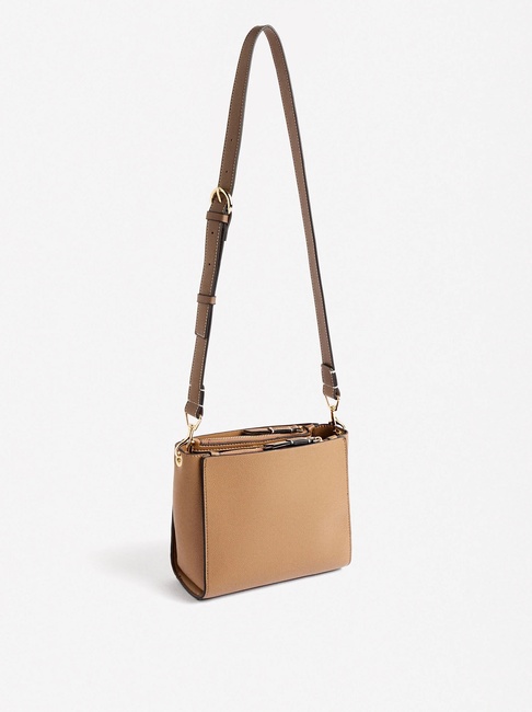 Фото ракурс 2 - Жіноча коричнева сумка Parfois артикул 230325 _CA SS2025