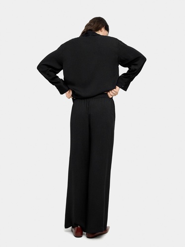 Фото ракурс 2 - Жіночі чорні штани Parfois артикул 231041 _BK FW2025