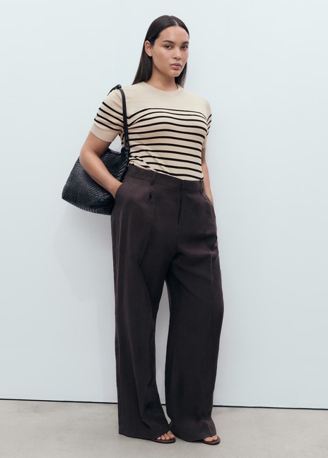 Жіночий бежевий джемпер Mango артикул 17091198 09 1 season Фото ракурс 5 - Жіночий бежевий джемпер Mango артикул 17091198 09 1 season