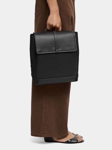 Фото ракурс 2 - Женский черный рюкзак Parfois артикул 237243 _BK FW2025