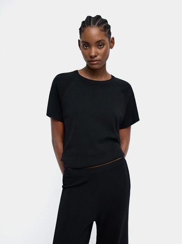 Фото ракурс 1 - Жіночий чорний светр Parfois артикул 235345 _BK FW2025