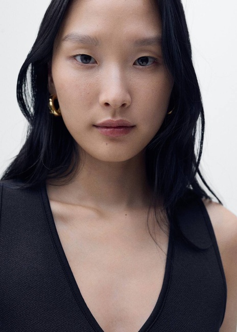 Фото ракурс 4 - Жіночий синій жилет Mango артикул 87079065 56 8 season