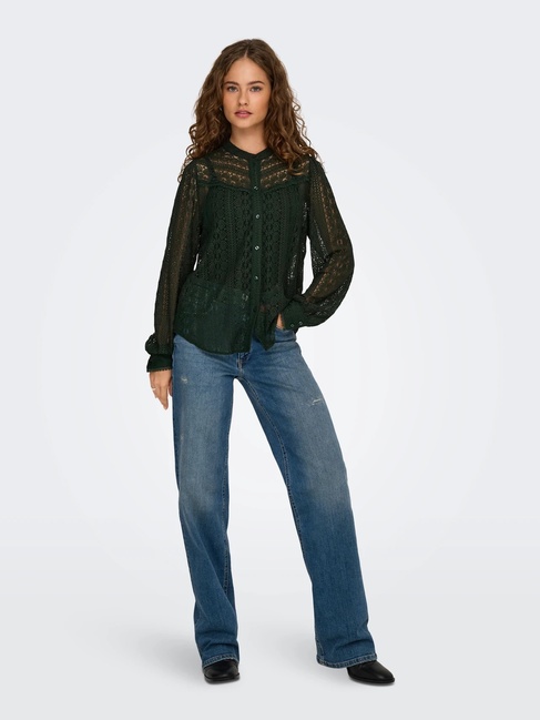 Женская зеленая блузка Only артикул 15282071 Scarab FW2025 Фото ракурс 5 - Женская зеленая блузка Only артикул 15282071 Scarab FW2025