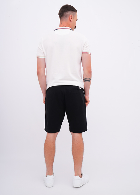 Фото ракурс 2 - Чоловічі чорні шорти Lee Cooper артикул LCM251-5032 Black FW2025