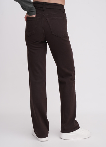 Фото ракурс 2 - Жіночі коричневі джинси EQUILIBRI артикул W568 025 000 Brown FW2025