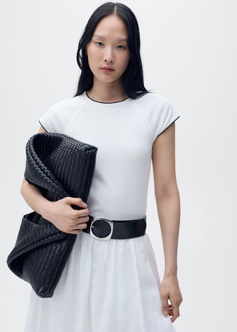 Жіноча біла футболка Mango артикул 87099211 01 8 season Фото ракурс 1 - Жіноча біла футболка Mango артикул 87099211 01 8 season