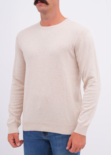 Фото ракурс 3 - Чоловічий молочний джемпер EQUILIBRI артикул M345 002 000 MILK FW2025