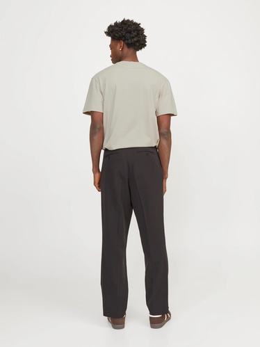 Фото ракурс 2 - Мужская бежевая футболка Jack & Jones артикул 12234746 moonbeam FW2025