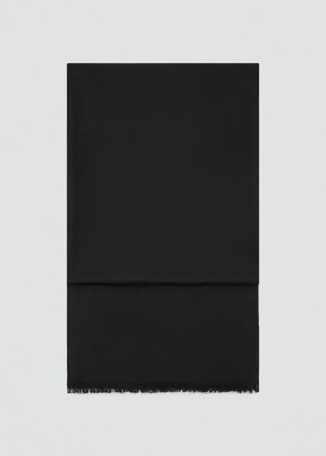Фото ракурс 1 - Жіночий чорний шарф Mango артикул 17092542 99 1 season