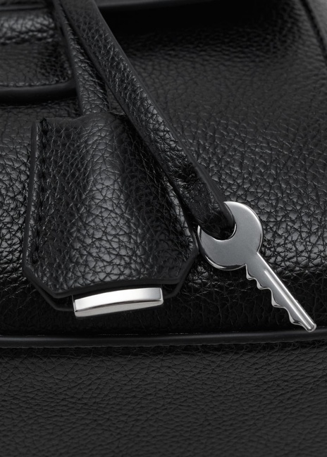 Фото ракурс 5 - Жіноча чорна сумка Mango артикул 17045820 99 1 season