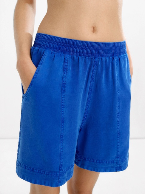 Жіночі сині шорти Parfois артикул 234041 _BL FW2025 Фото ракурс 1 - Жіночі сині шорти Parfois артикул 234041 _BL FW2025