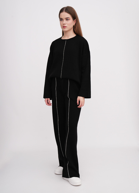 Фото ракурс 3 - Жіночі чорні штани EQUILIBRI артикул W391 053 200 Black FW2025