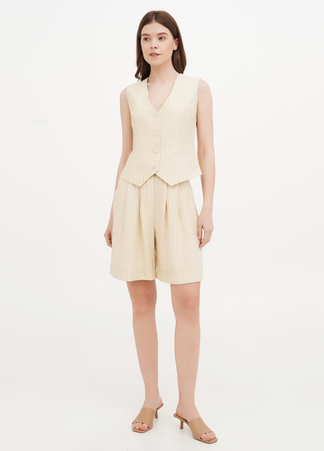 Фото ракурс 1 - Жіночі бежеві шорти EQUILIBRI артикул W491 067 400 Beige SS2025