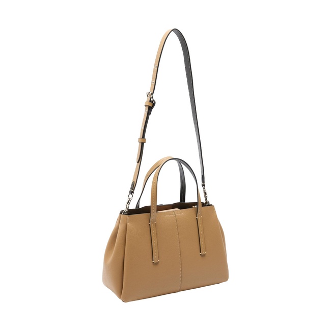 Женская коричневая сумка Parfois артикул 232455 _CA FW2025 Фото ракурс 4 - Женская коричневая сумка Parfois артикул 232455 _CA FW2025