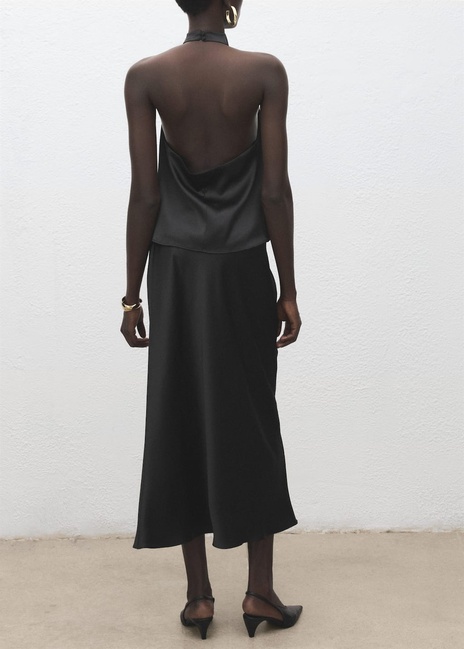 Женская черная юбка Mango артикул 27091326 99 2 season Фото ракурс 2 - Женская черная юбка Mango артикул 27091326 99 2 season