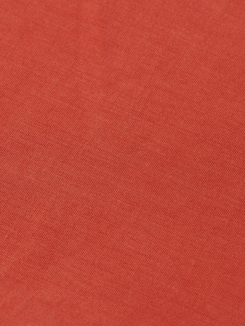 Фото ракурс 7 - Женский красный свитер SCOTCH & SODA артикул U9E00868T U602 FW2025