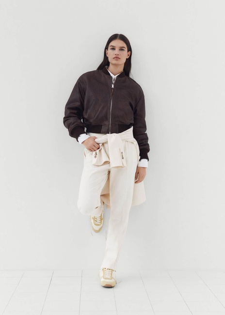 Фото ракурс 4 - Женские розовые брюки Mango артикул 47005746 80 4 season