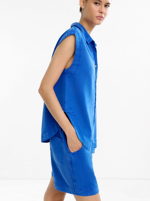 Женская синяя рубашка Parfois артикул 234040 _BL FW2025 Фото ракурс 3 - Женская синяя рубашка Parfois артикул 234040 _BL FW2025