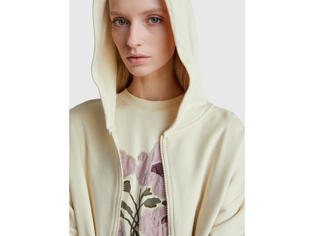 Фото ракурс 4 - Жіноча бежева олімпійка Benetton артикул 3UNID500R 3C9 25A