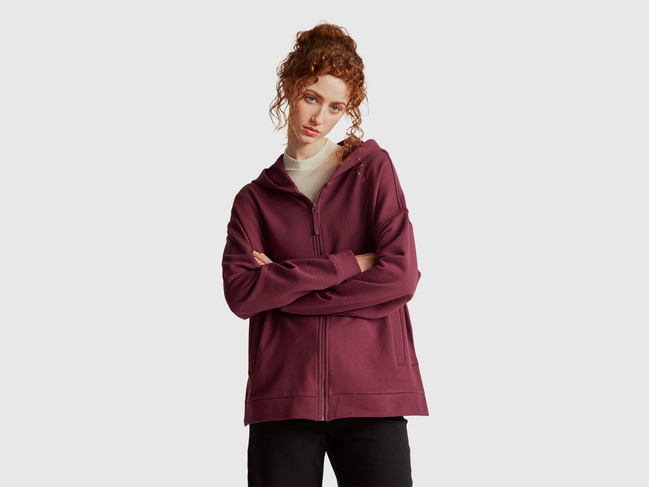 Фото ракурс 1 - Женская бордовая олимпийка Benetton артикул 3UNID500R 1D3 25A