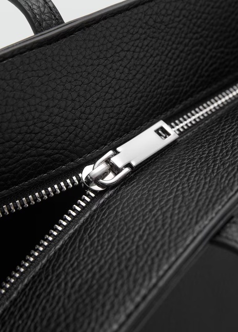 Фото ракурс 5 - Женская черная сумка Mango артикул 17081146 99 1 season