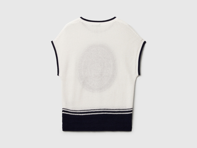 Жіночий білий жилет Benetton артикул 1494E10EH 074 25A Фото ракурс 3 - Жіночий білий жилет Benetton артикул 1494E10EH 074 25A