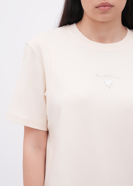 Жіноча молочна футболка EQUILIBRI артикул W213 098 000 ECRU FW2025 Фото ракурс 4 - Жіноча молочна футболка EQUILIBRI артикул W213 098 000 ECRU FW2025