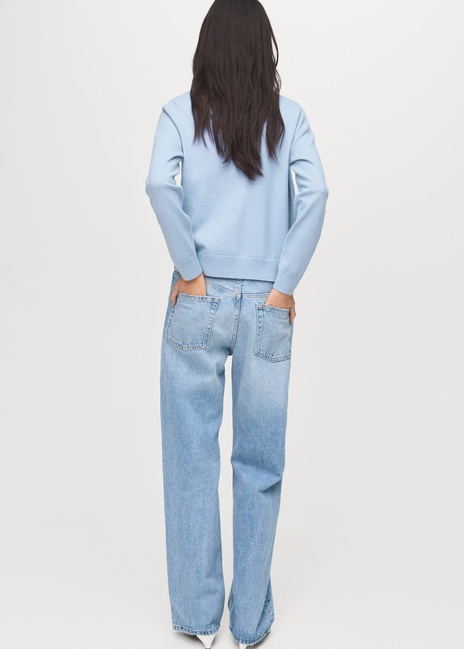 Женский голубой кардиган Mango артикул 17025801 50 1 season Фото ракурс 2 - Женский голубой кардиган Mango артикул 17025801 50 1 season