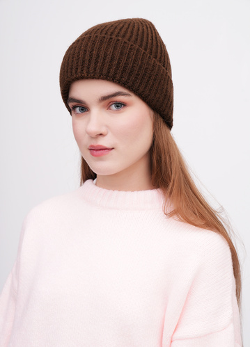 Фото ракурс 1 - Жіноча коричнева шапка EQUILIBRI артикул W881 001 001 Brown FW2025