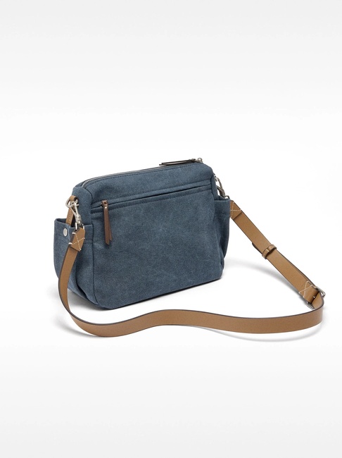 Фото ракурс 2 - Женская синяя сумка Parfois артикул 233999 _NV FW2025