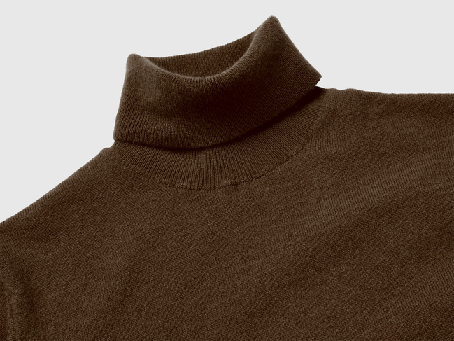 Фото ракурс 3 - Женская коричневая водолазка Benetton артикул 1002D2348 2C0 25A