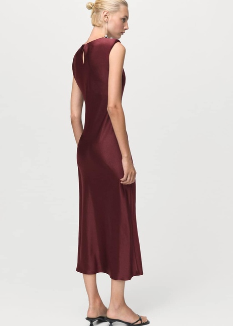Жіноча бордова сукня Mango артикул 17025820 76 1 season Фото ракурс 2 - Жіноча бордова сукня Mango артикул 17025820 76 1 season