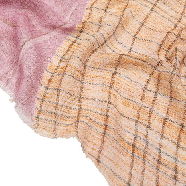 Фото ракурс 3 - Женский розовый шарф Parfois артикул 234334 _PK FW2025