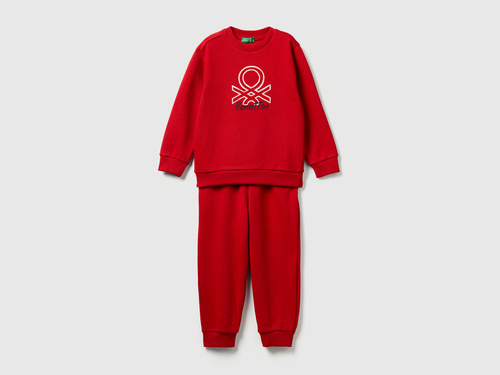 Фото ракурс 1 - Красный комплект одежды Benetton для мальчиков артикул 3J68GK00S.P 29M 25A